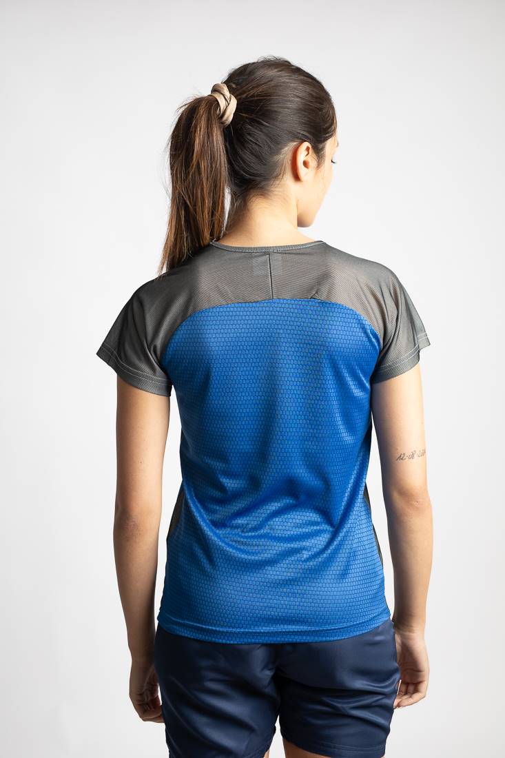 Potenza woman espalda